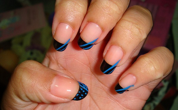 Awesome-Black-Blue-French-Tip-Nails-Ideas-Copy