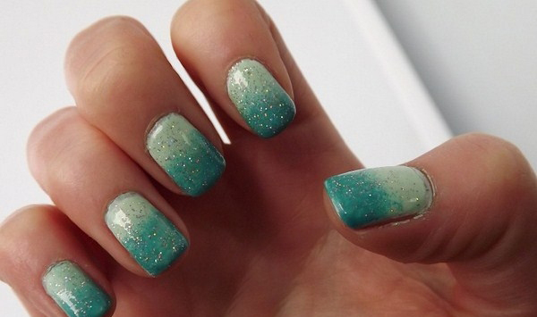 Green-Ombre-Nail-Ideas-for-Beginners-Copy