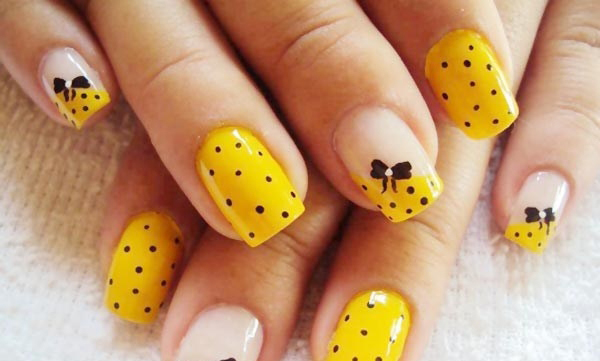 black-dots-bows-yellow-nails-Copy