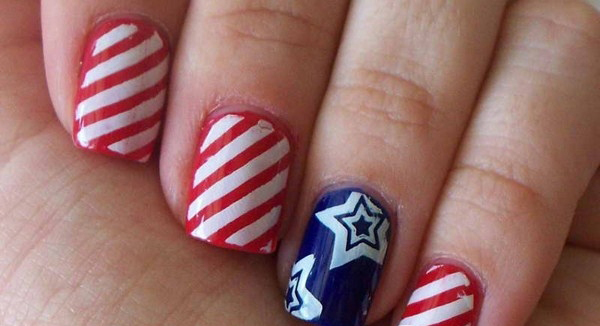 4th-of-July-Nail-Art-With-Blue-Copy
