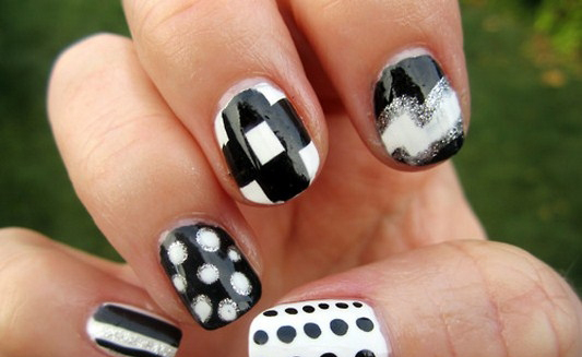 black-white-nails-Copy