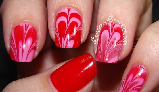 valentines-day-heart-water-marble-nails-001-Copy