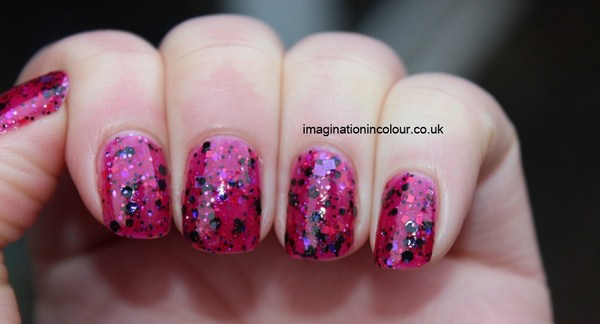 Happy-Hands-Metal-Heart-Indie-brand-nail-polish-US-pink-raspberry-jelly-black-glitter-iridescent-blue-purple-square-red-6-Copy