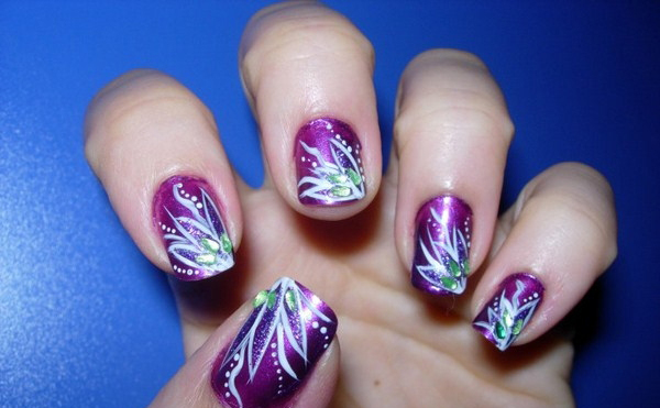 Brave-colored-and-Leaf-Style-for-Purple-nails-Art-Copy