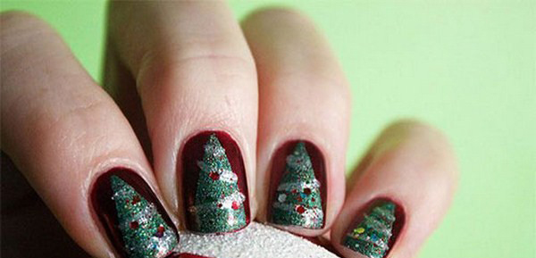 Gorgeous-Christmas-nail-art-designs-and-ideas-2013-1-Copy