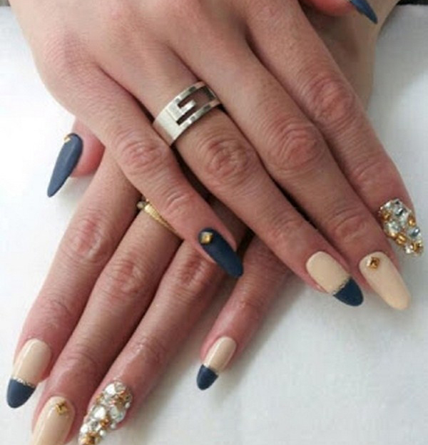 Oval-Nails-Hit-for-this-season-12-Copy