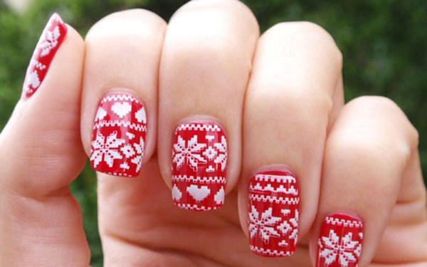 mcx-holiday-nails-holiday-sweater-lgn-Copy