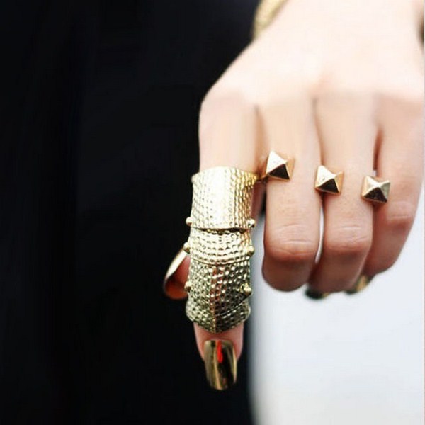 Gold-Nail-Gold-Armour-Ring (Copy)