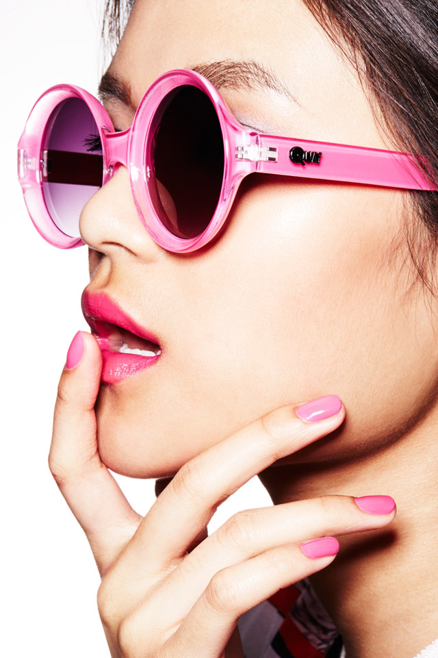 pink-sunglasses-pink-nails-6