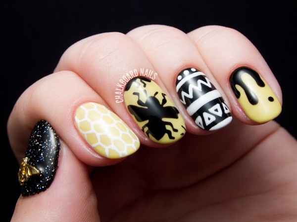 bee-insect-freehand-gel-nail-art-4 (Copy)