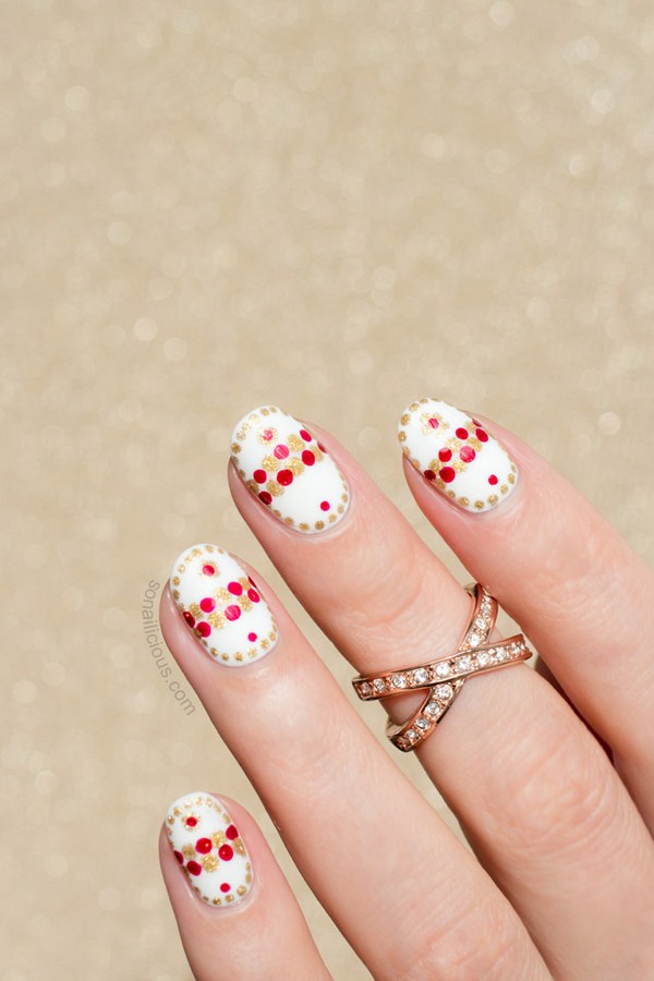 Faberge-Easter-Egg-Nail-Art (Copy)