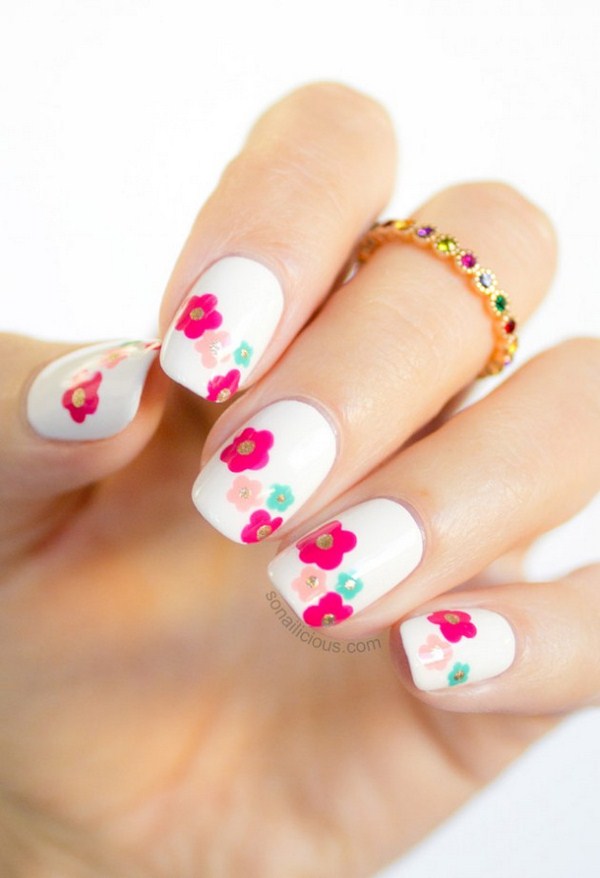 Colorful-and-Cheerful-Nail-Designs-2015-16-For-Western-Girls-13 (Copy)
