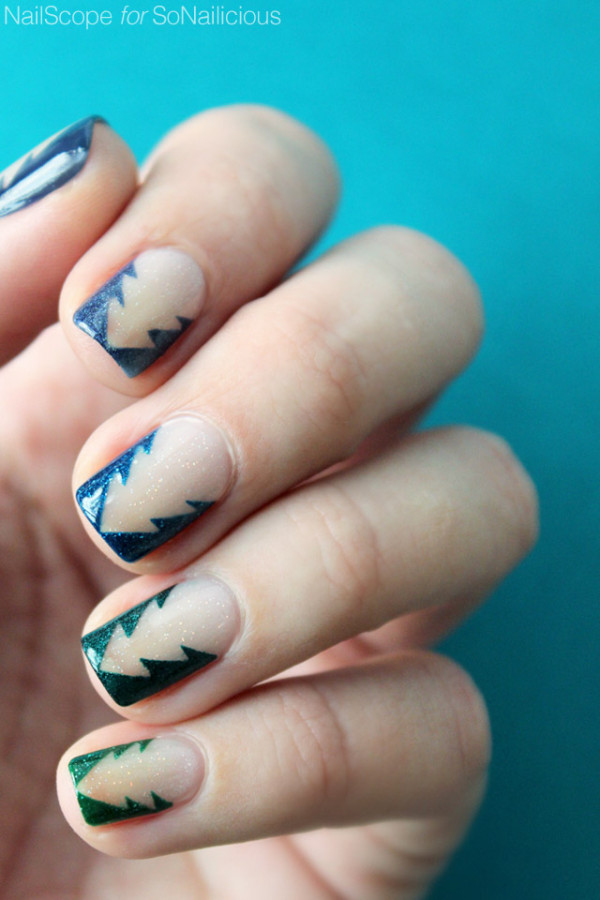 negative-space-christmas-tree-nails-11
