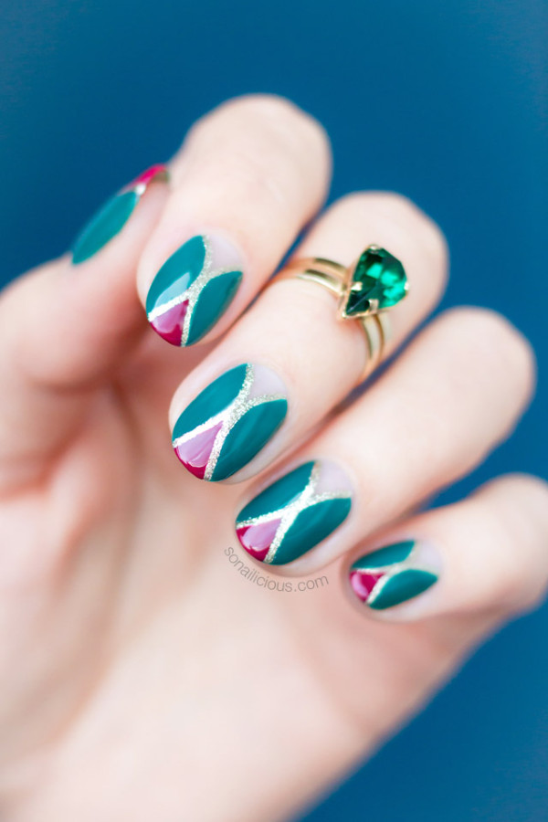 red-and-green-christmas-nails-3-