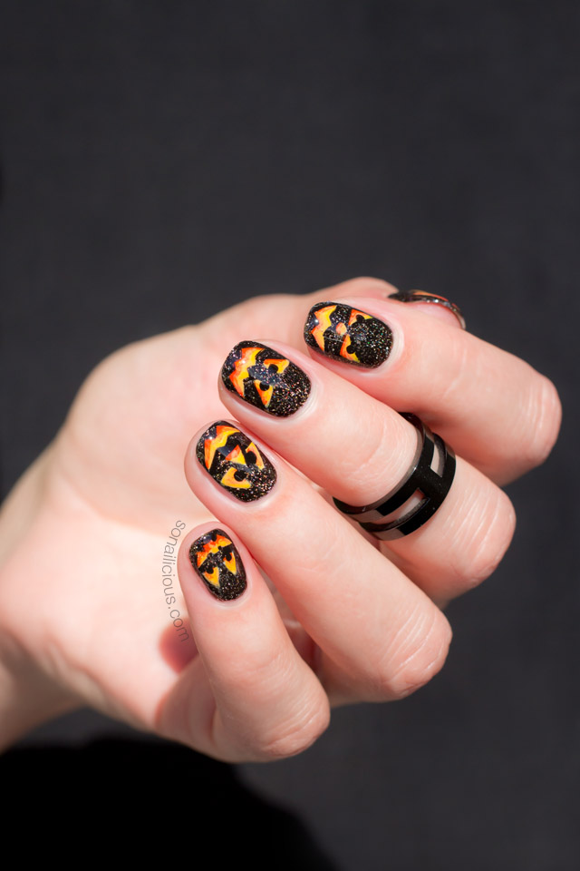 pumpkin-nail-art-halloween-nail-art
