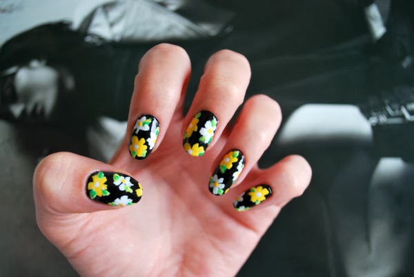 floral-nail-art-tutorial
