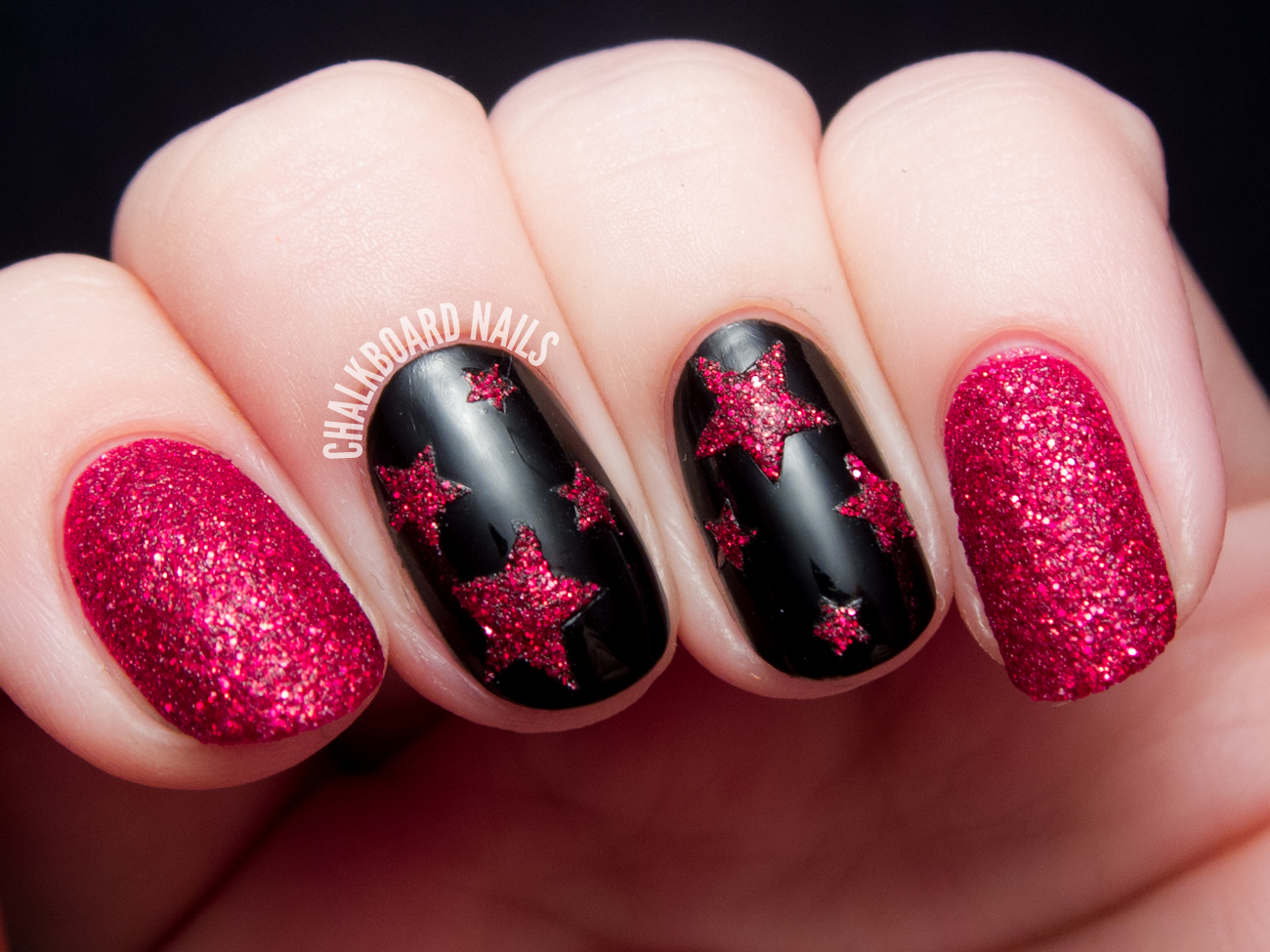 red-textured-stars-nail-art-2