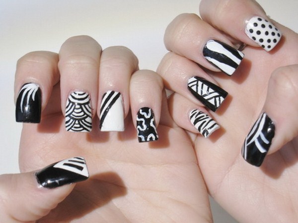 Awesome-Nail-Design-Ideas-with-Black-and-White-Colors (Copy)