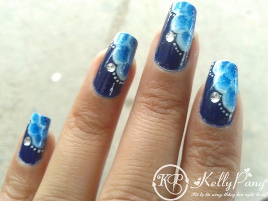 creative-beautiful-nail-designs-and-picture-gallery-beautiful-nail-art-design-2013 (Copy)