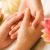 Mẹo nhỏ làm móng mà không gây hại