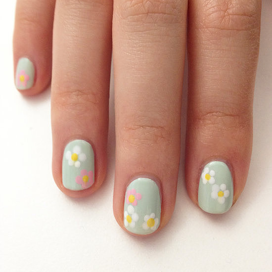 pastel-palette-flowers-easy-way-wear-floral-print-your-nails