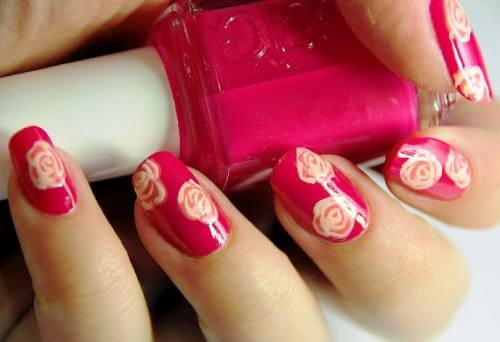 pink-flower-nails
